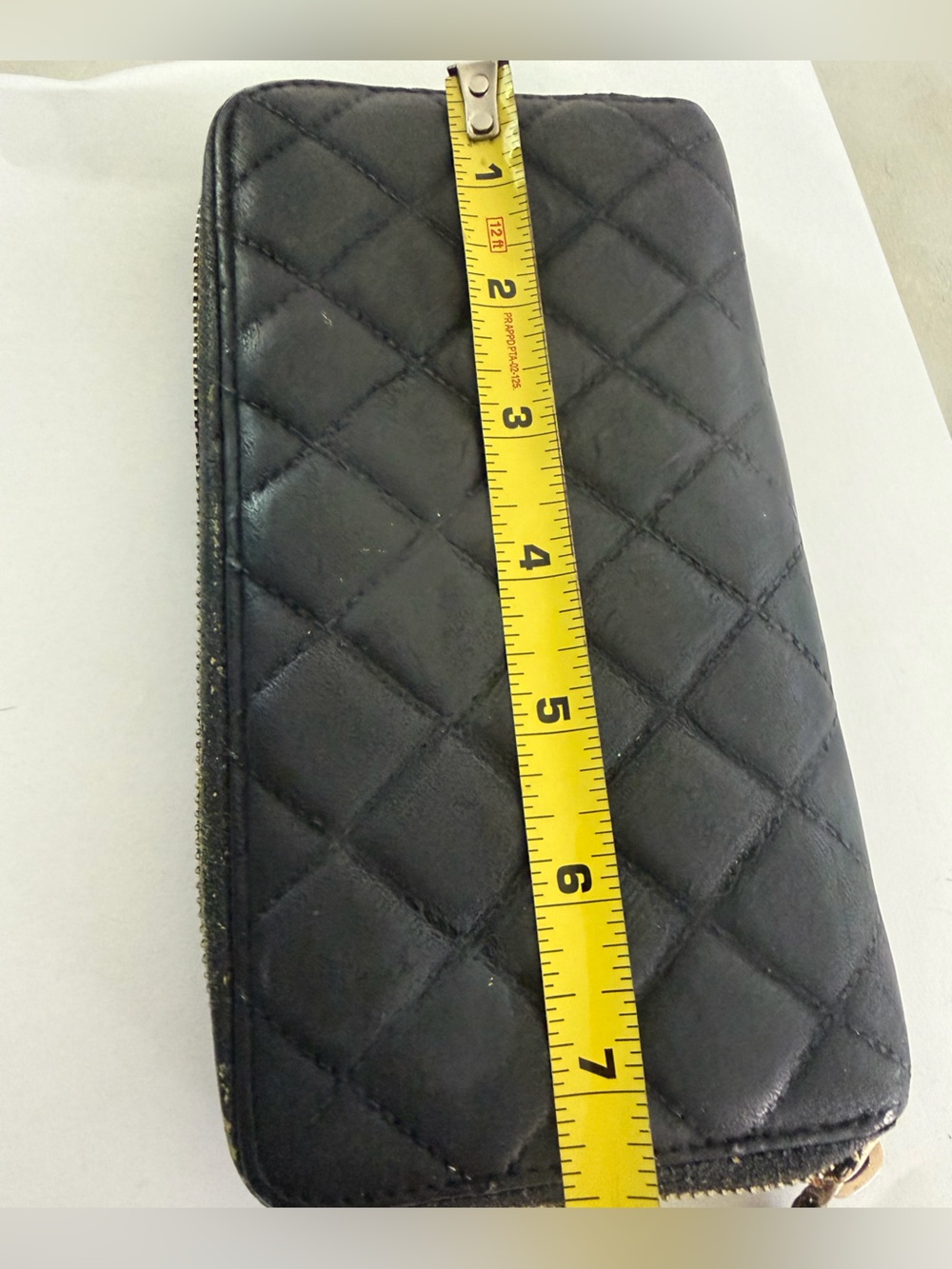 CHANEL Black Quilted Zip Wallet with Gold CC Emblem FAIR CONDITION - Picture 6 of 16